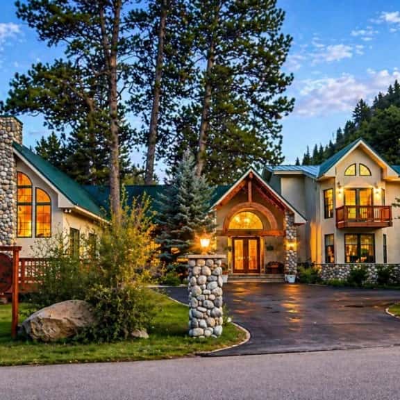 Riverhouse, Estes Park CO - Image 1